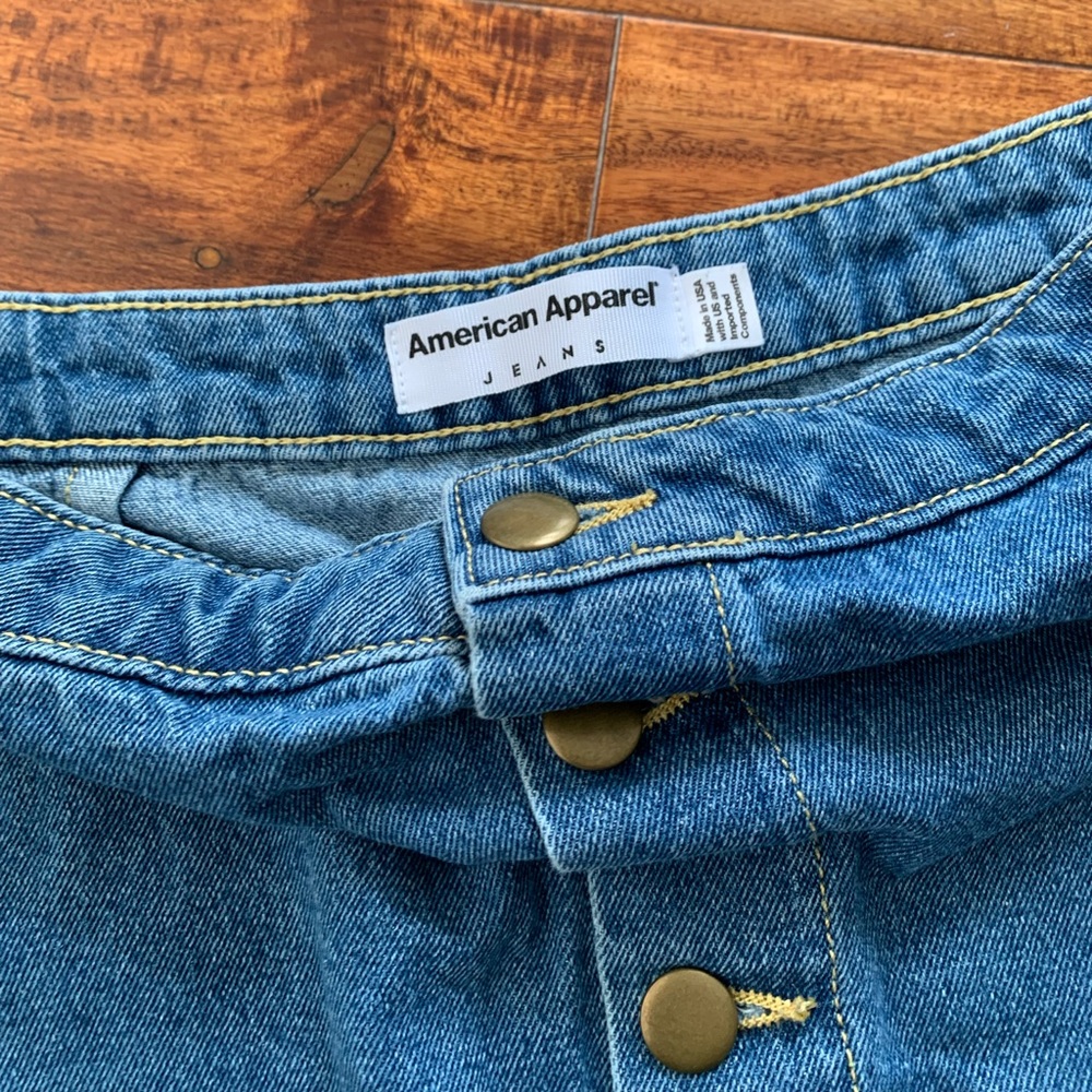 American Apparel Denim Skirt Size L - Picture 2 of 2